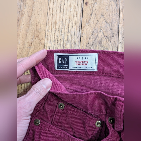 GAP pinkish/purplish cigarette high rise corduroy pants - Picture 5 of 5
